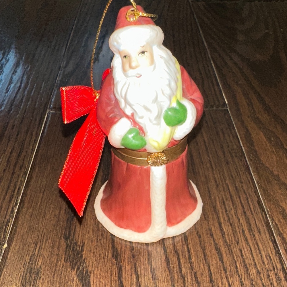 Spode Santa Claus Saint Nicholas ceramic ornament